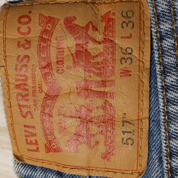 Levi's 517 Medium Blue Bootcut Blue Jeans Size W36 L34 - Picture 3 of 16